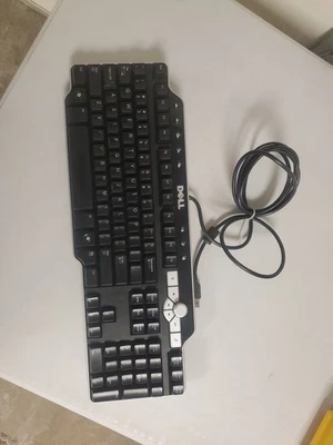 Dell Multimedia Keyboard Y-UK-DEL1 - 2 Port USB Wired - Tested - Image 1 of 3