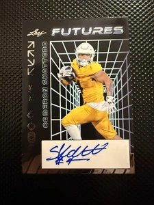 2024 Leaf Futures - Autogramme Cameron Skattebo #A-CS2 Silber /149 (AU, RC) - Bild 1 von 2