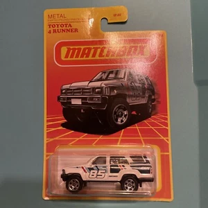 MATCHBOX 2020 1/64 scale TARGET RETRO WAVE 2 WHITE TOYOTA 4 RUNNER #9/12 - Picture 1 of 6