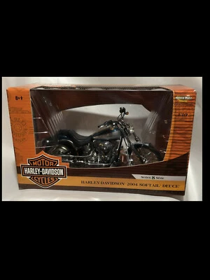 2004 Harley Softail Deuce  1:10 Ertl American Muscle 33154 Teal Blue - Image 1 of 3