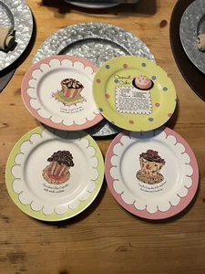 Rosanna Cupcake Dessert Plates  & Cake Recipe Set of 4 Preowned - Picture 1 of 7