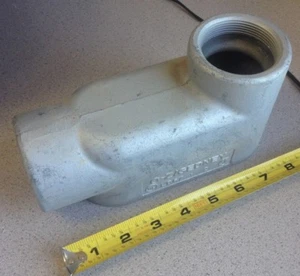 NOS O-Z Metal LB67 Threaded 2" 2 inch Rigid Conduit Fitting Body no cover no box - Picture 1 of 4