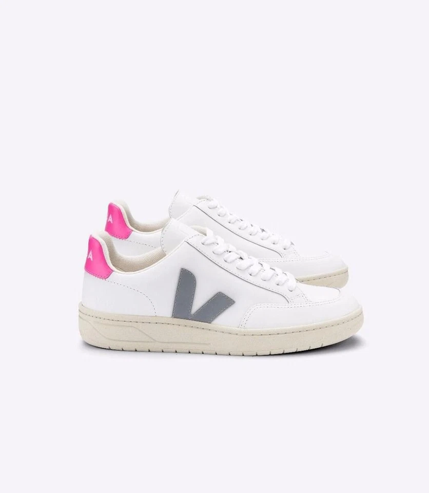 Zapatillas de cuero Veja para hombre y mujer aumentan el grosor de la base Foto 1 de 4