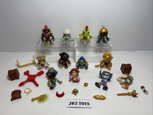 8 figuras pequeñas Treasure x Aliens Moose Monster + Acc - Paquete - 508 - Imagen 1 de 12