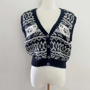 Vintage 90s Liz Sport Hand Knit Fair Isle Nordic Coastal Cottage Sweater Vest - Picture 1 of 7
