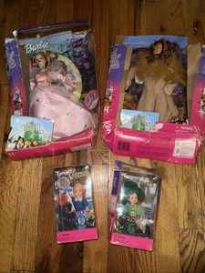 Vintage 1999 Barbie Zauberer von Oz Lot 4 Dorothy Blechmann Löwe Vogelscheuche RAR - Bild 1 von 11