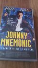 JOHNNY MNEMONIC - KEANU REEVES, DOLPH LUNDREN  - VHS VIDEO 