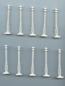 LEGO x 10 White Support 2 x 2 x 7 Lamp Post, 4 Base Flutes 11062 - Picture 1 of 1