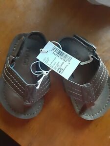 NEW The Children's Place Size 4-5 Toddler Boys Brown Sandal With Support Strap 