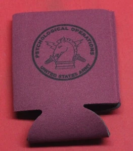 Lata de cerveza Psyop Coozie - Imagen 1 de 3
