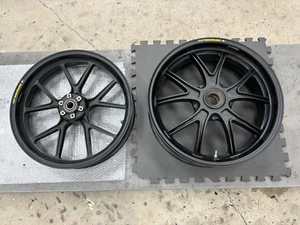 MARCHESINI FORGED MAGNESIUM 10 SPOKES WHEEL S RIM DUCATI 996 SP 2000 748 998 916 - Picture 1 of 19