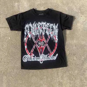 Y2K Band Tee Style Trippie Red Tee Shirt  - Bild 1 von 3