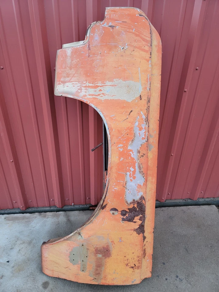 Oldsmobile Cutlass F85 1964 guardabarros lateral del conductor OEM Foto 1 de 4