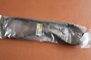Courroie trapézoïdale pour RENAULT Safrane I 2.1DT 1993- 1996 - OEM: 7701042476 - Foto 1 di 1