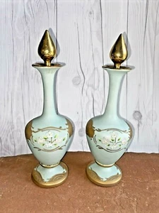 Royal Vienna Vases Pair Beehive Mark Handpainted Porcelain - Picture 1 of 12