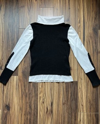 Wmns Venus Color Block Sweater|SZ Large|Loose Neck|Detailed Cuffs - Image 1 of 4