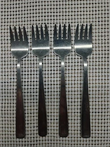 GENSE Facette Salatgabeln 6,5" 18-8 Edelstahl Schweden 4 Stück - Bild 1 von 4