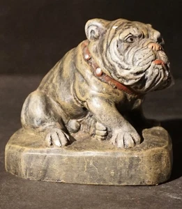 Serie Kunststoff-Bulldog Nr.6 - Bild 1 von 8