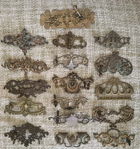 17 Reclaimed Drawer Pull Escutcheon Plates ALL W/ 1 MOUNT No Bails 4-5" Parts - Picture 1 of 19