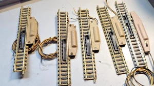 Konvolut 4 x Fleischmann Spur N 9112 Elektrisches Entkupplungsgleis + 1 , s.Foto - Bild 1 von 4