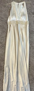 US BOTIQUE GOWN SIZE 10 GOLD - Picture 1 of 7