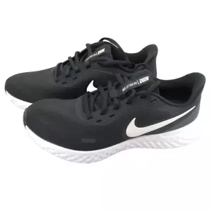 Nike Revolution 5 Womens Black White Athletic Shoes Size 8 - Picture 1 of 9