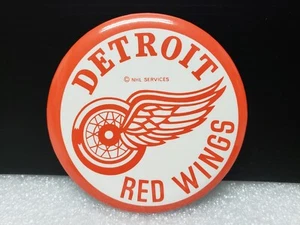 Vtg Detroit Red Wings Pin Celluloid USA Pinback Button Tag Metal NHL Services - Picture 1 of 6