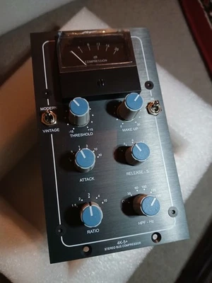 Stam Audio 4k-5+ 500 Series Stereo Compressor. New & Unused. Boxed. - Image 1 of 4