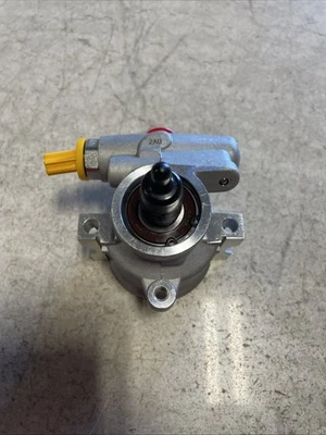 LS Classic Series GMLS5026 Power Steering Pump High Flow, Cast - Image 1 of 4