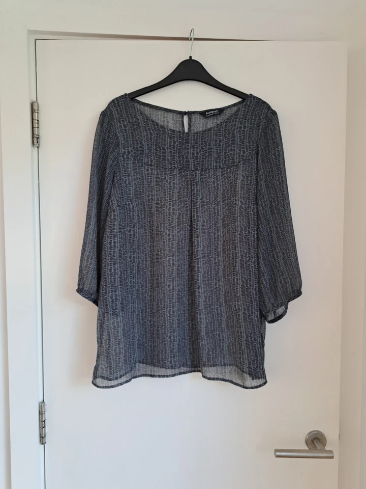 M&S Autograph Chiffon Blouse UK18 Sheer Gunmetal Grey 3/4 Sleeves Floaty - Image 1 of 4