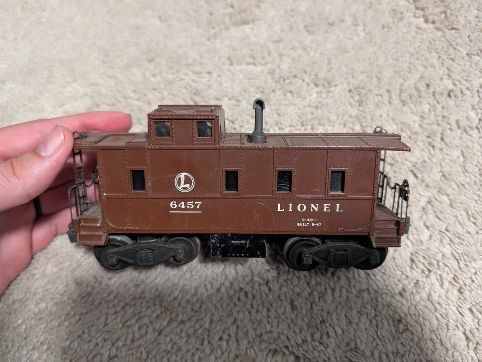 Lionel Post War O Gauge #6457 brown Caboose - Image 1 of 4