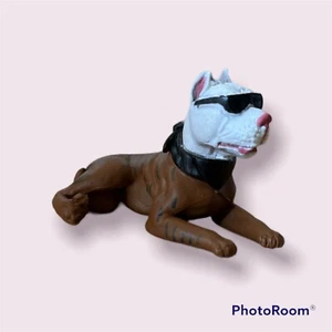 Hood Hound Dogs Brown & White Brindle Pitbull Figure 1.5'' - Picture 1 of 2