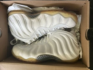 Nike Air Foamposite One White-Out 2013 - Size 9.5 9.5us 43eu - Foto 1 di 6