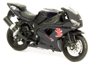 Yamaha YZF- R1 Maisto 1:18 Diecast with Plastic Parts Motorcycle Replica - Picture 1 of 7