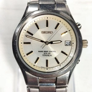 Orologio uomo Seiko 7B22-0AD0 radio titanio solare prodotto funzionante - Foto 1 di 15