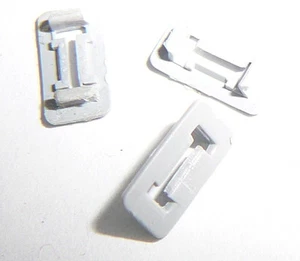 MacBook 13" Display Bezel Plastic Clips x3 A1811 - Picture 1 of 2