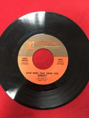 45 NANCY SINATRA THE LAST OF THE SECRET AGENTS / HOW DOES THAT GRAB YOU DARLIN - Image 1 of 2