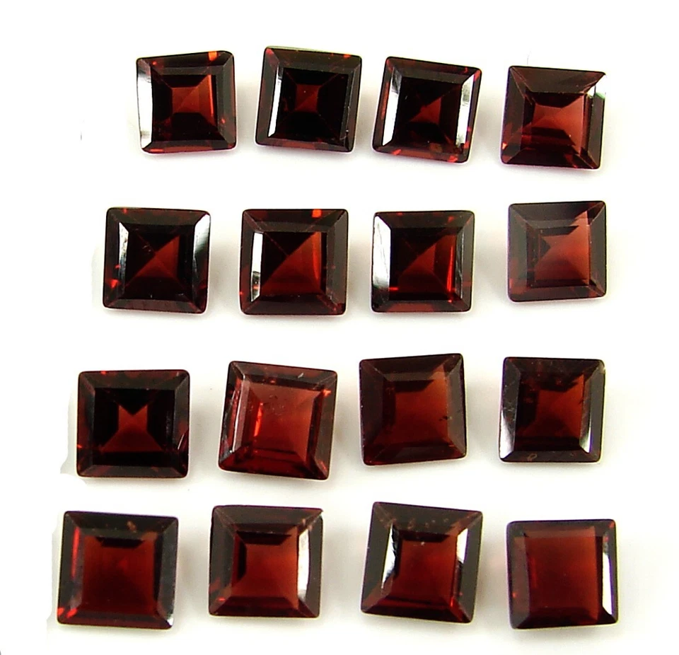 Lote de 16 piezas de piedras preciosas sueltas granate rojo natural de 21,00 quilates corte princesa - 1920 Foto 1 de 2