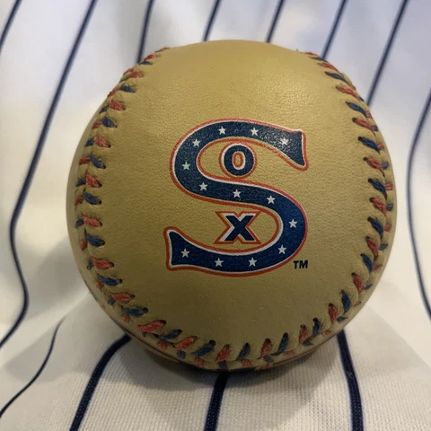 Spinneybeck Leather Chicago White Sox 1917 Champions Souvenir Baseball Ball Cover