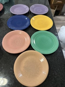 Set Of 7 Vintage Fiestaware Homer Laughlin 7" Salad Plate - Fiesta Retired - Picture 1 of 17