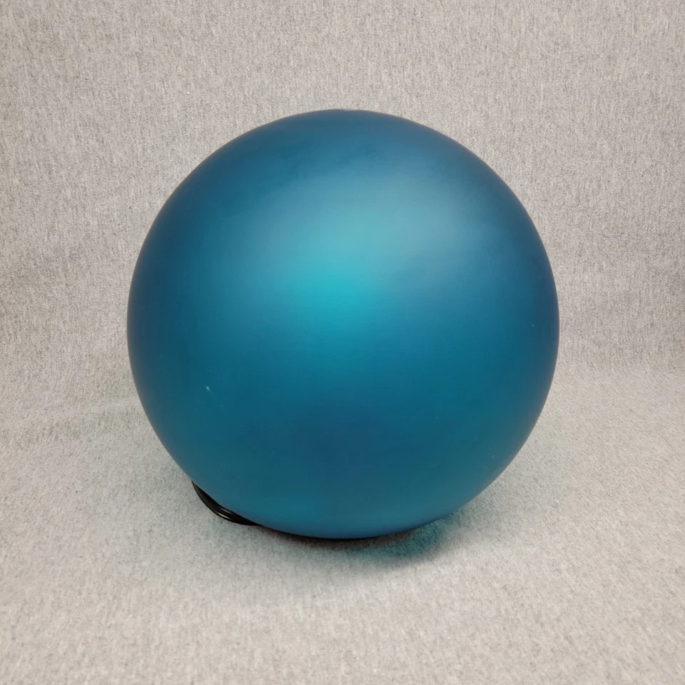 Lámpara de mesa redonda de fado azul verdoso Ikea vintage de los años 90 lámpara orbe descontinuada Foto 1 de 4