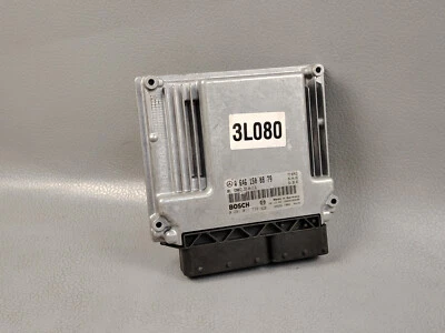 Mercedes BENZ C200 W203 CDi ECM Engine Control Module 0281011739 A6461500879 - Image 1 of 4