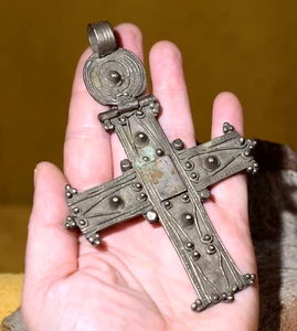 Enorme antico ciondolo sacerdote croce cristiana copto etiope incernierata, Etiopia - Foto 1 di 13