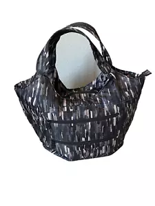 LUG Gondola XL Oversized Travel Tote Bag Camo Multicolor - Picture 1 of 8