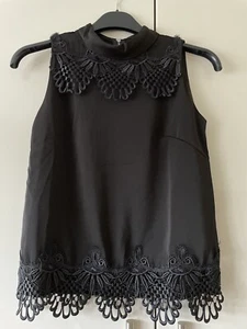 PAPER DOLLS Guipure Lace Trim Top, size 8, Black - Picture 1 of 16