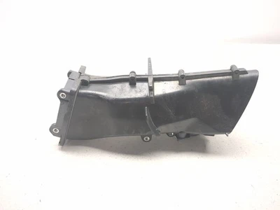 Tubo de admisión de aire Triumph Daytona 675R central Ram 06-12 Foto 1 de 4