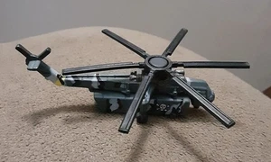 Micro Machines Militär Hubschrauber 6 Rotoren Totenkopf hellgrau blau camo - Bild 1 von 6