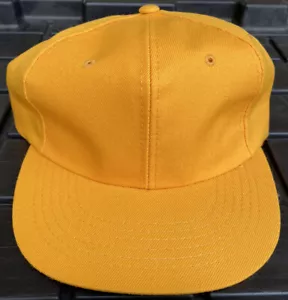 Cappello berretto snapback Youngan oro giallo massiccio bianco nuovo senza etichette vintage anni 80 90 misto lana - Foto 1 di 9