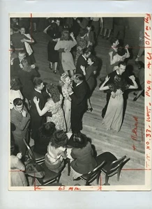 Foto de prensa de baile de salón 1973 - Imagen 1 de 2