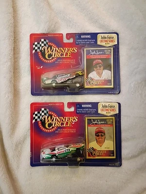 Lote de 2 autos John Force Winner's Circle Lifetime Series 1997 Castrol GTX Pontiac Foto 1 de 4